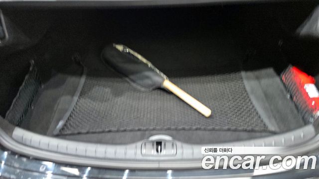Genesis G80 2022 — photo 33