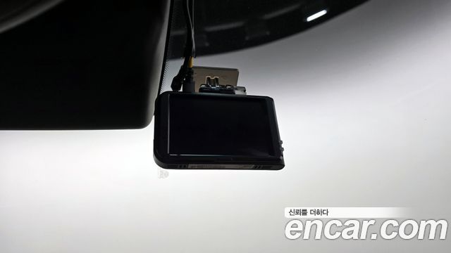 Genesis G80 2022 — photo 34