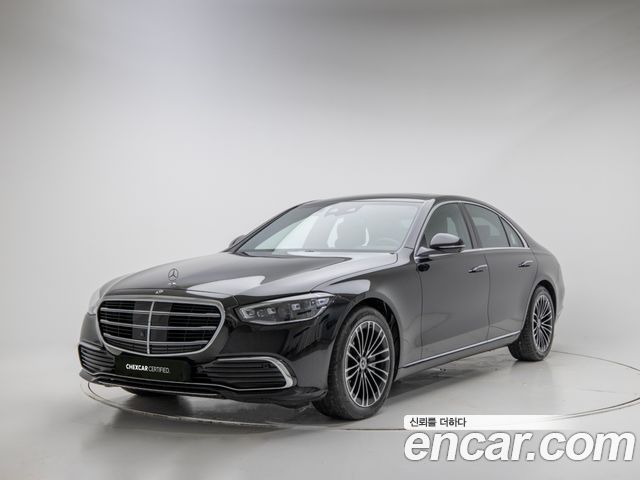 Mercedes-Benz S-Class 2025 — photo 1