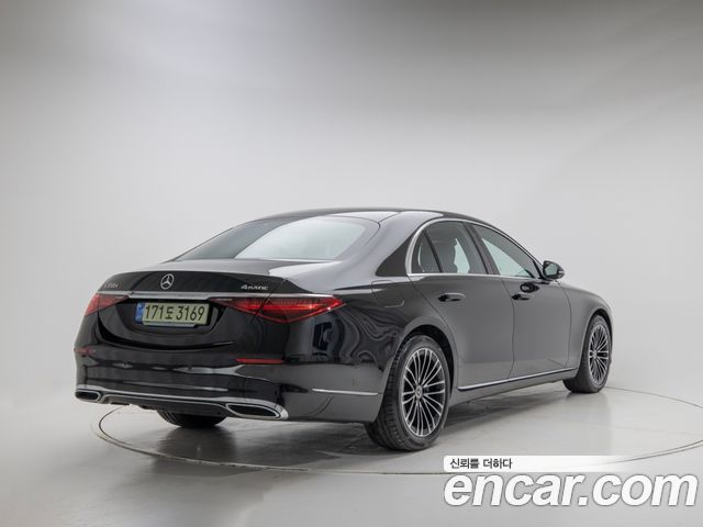 Mercedes-Benz S-Class 2025 — photo 4