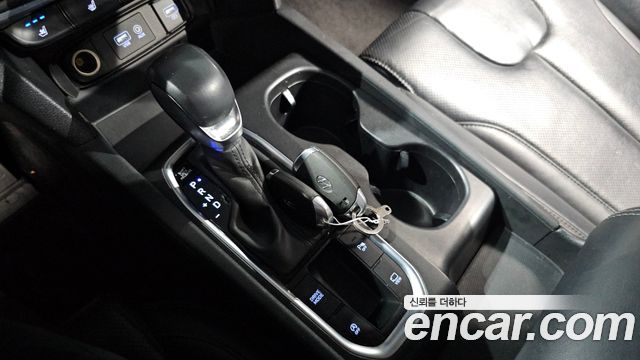 Hyundai Santafe 2019 — photo 12