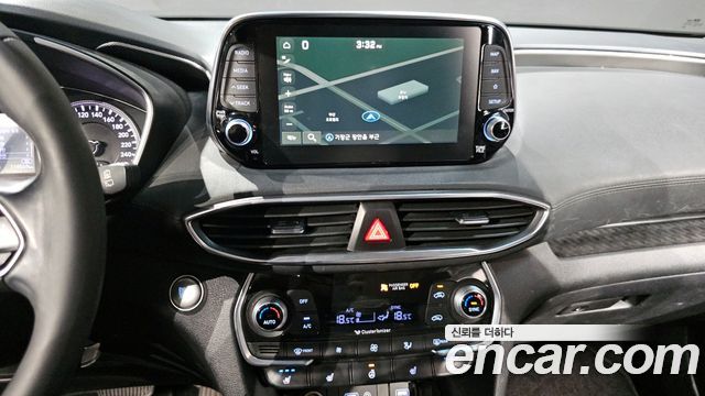 Hyundai Santafe 2019 — photo 22