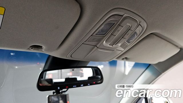 Hyundai Santafe 2019 — photo 24