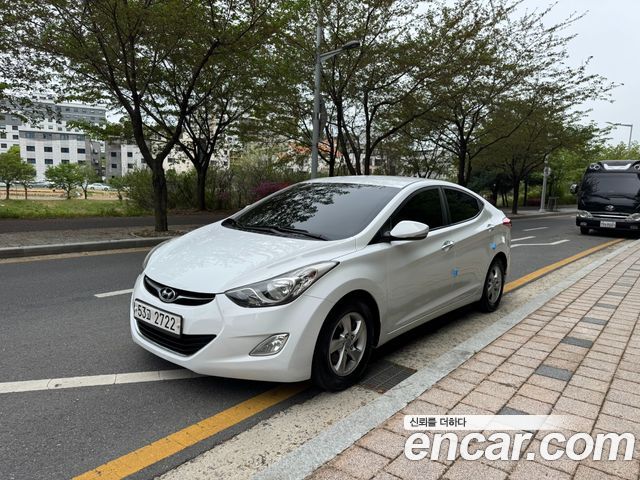 Hyundai AVANTE 2012 — photo 2