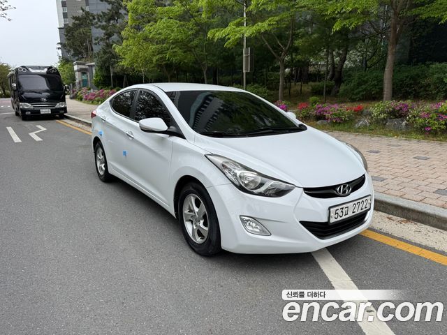 Hyundai AVANTE 2012 — photo 5