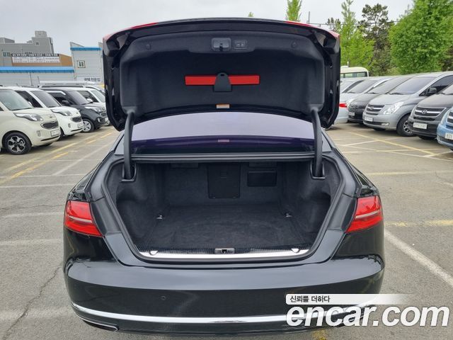 Audi A8 2015 — photo 5