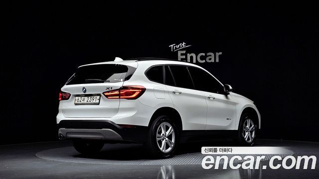 BMW X1 2017 — photo 2
