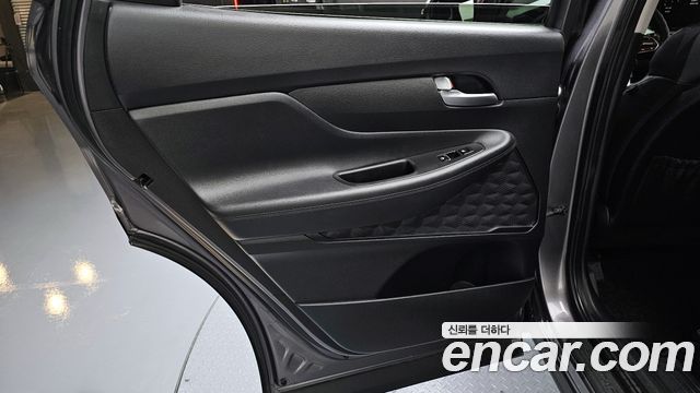 Hyundai Santafe 2021 — photo 15