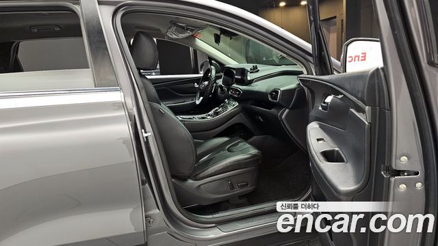 Hyundai Santafe 2021 — photo 16
