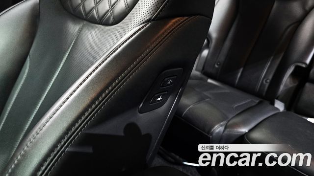 Hyundai Santafe 2021 — photo 28