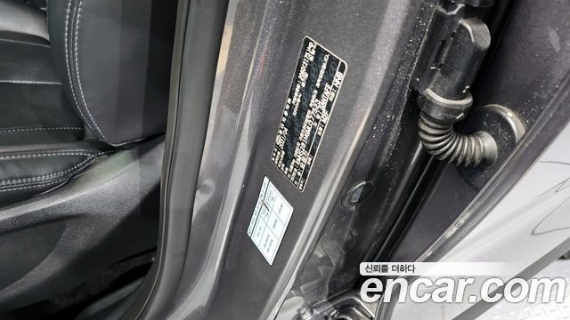 Hyundai Santafe 2021 — photo 32