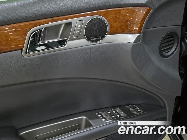 Volkswagen Phaeton 2011 — photo 14