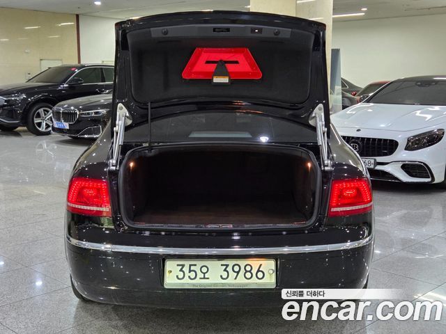 Volkswagen Phaeton 2011 — photo 19