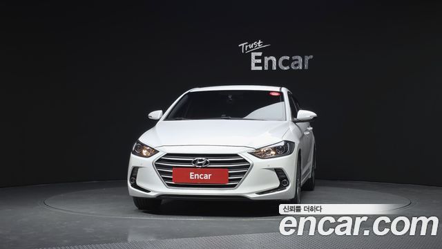 Hyundai AVANTE 2017 — photo 3