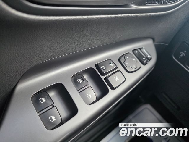 Hyundai Kona 2018 — photo 12