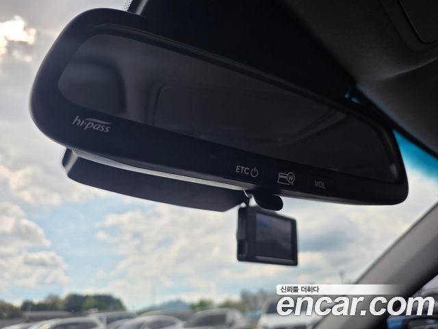 Hyundai Kona 2018 — photo 16