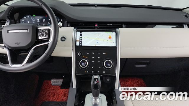 Land Rover Discovery Sport 2021 — photo 20