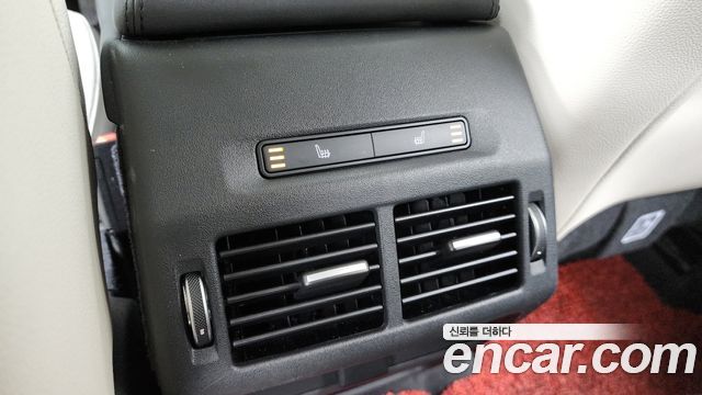 Land Rover Discovery Sport 2021 — photo 25
