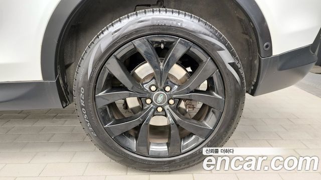 Land Rover Discovery Sport 2021 — photo 7
