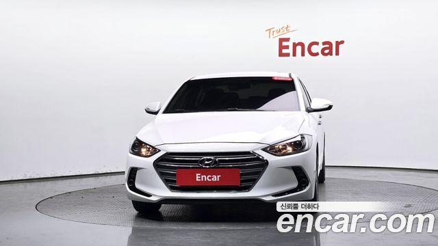 Hyundai AVANTE 2017 — photo 3