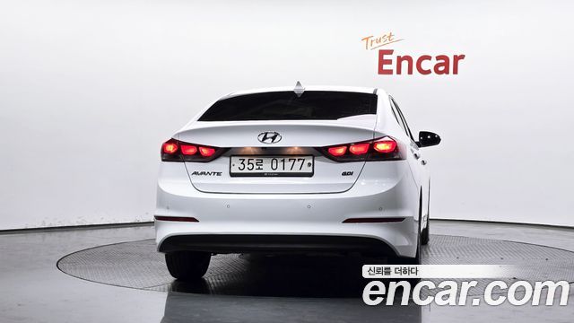 Hyundai AVANTE 2017 — photo 4