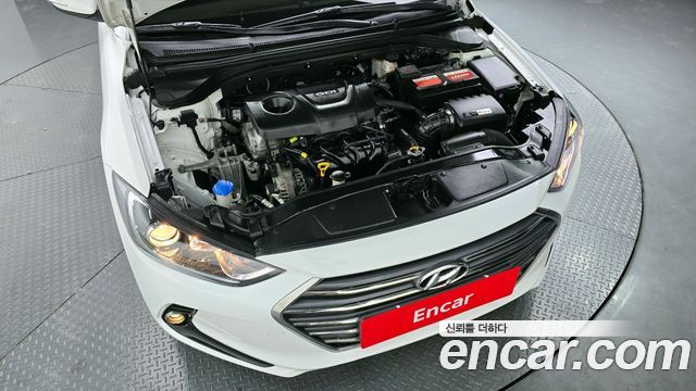 Hyundai AVANTE 2017 — photo 6