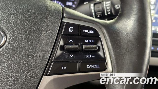 Hyundai AVANTE 2017 — photo 22