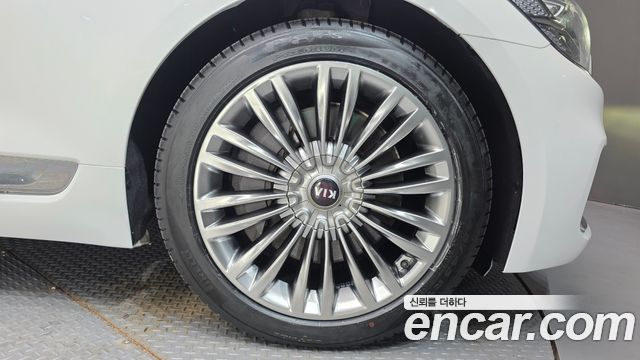 Kia K9 2021 — photo 5