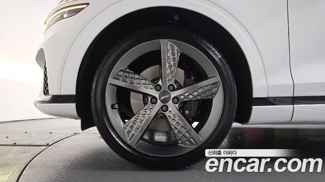 Genesis GV70 2021 — photo 5