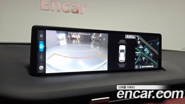 Genesis GV70 2021 — photo 20
