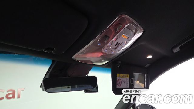 Genesis GV70 2021 — photo 24