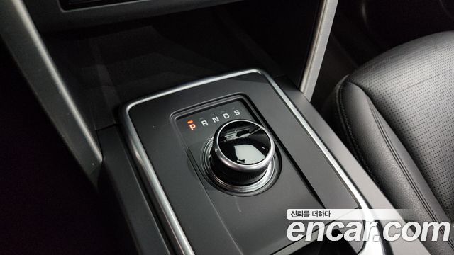 Land Rover Discovery Sport 2018 — photo 12