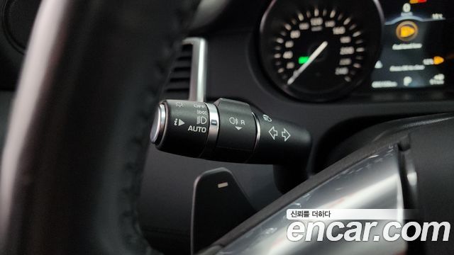 Land Rover Discovery Sport 2018 — photo 30