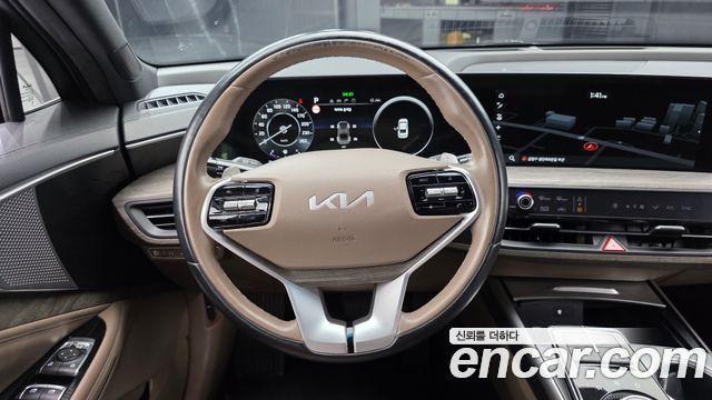 Kia K8 2022 — photo 13
