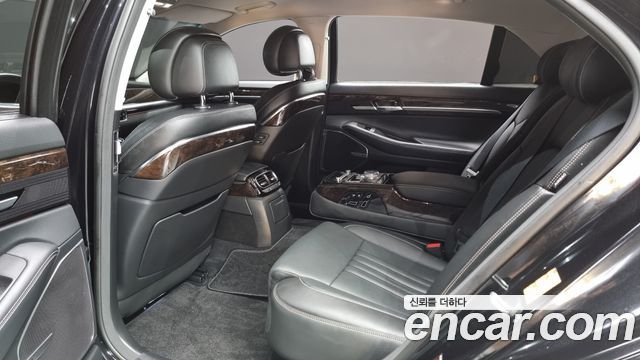 Genesis G90 2020 — photo 12