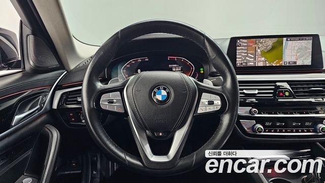 BMW 5-Series 2020 — photo 19