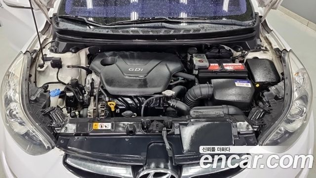 Hyundai AVANTE 2014 — photo 6