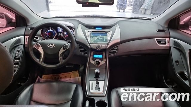 Hyundai AVANTE 2014 — photo 7