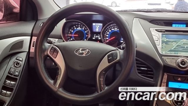 Hyundai AVANTE 2014 — photo 12