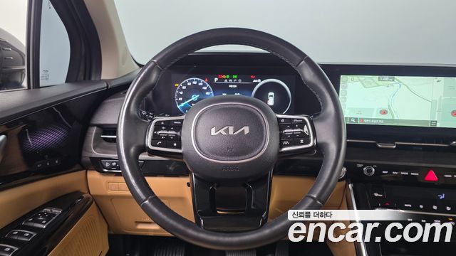 Kia Canival 2023 — photo 14