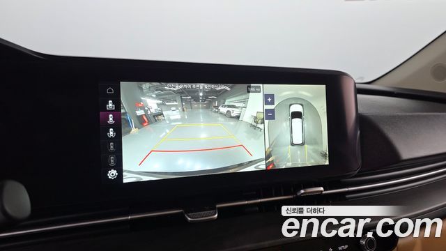 Kia Canival 2023 — photo 16