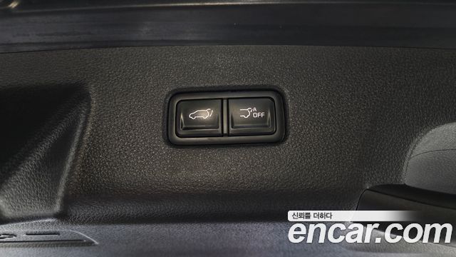 Kia Canival 2023 — photo 20
