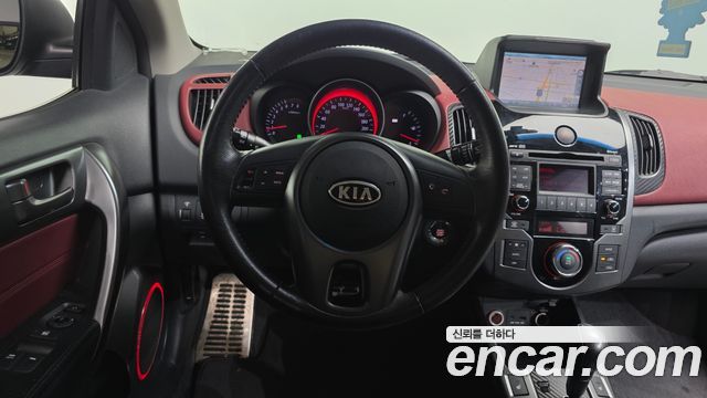 Kia Porte 2010 — photo 13