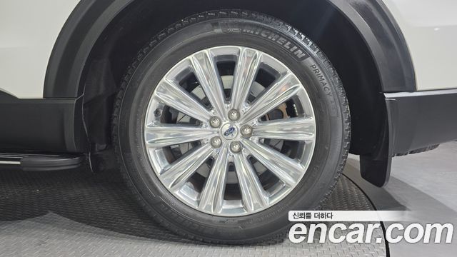 Ford Explorer 2021 — photo 5