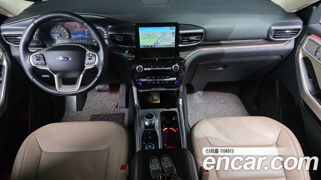 Ford Explorer 2021 — photo 7