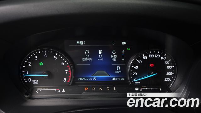 Ford Explorer 2021 — photo 8