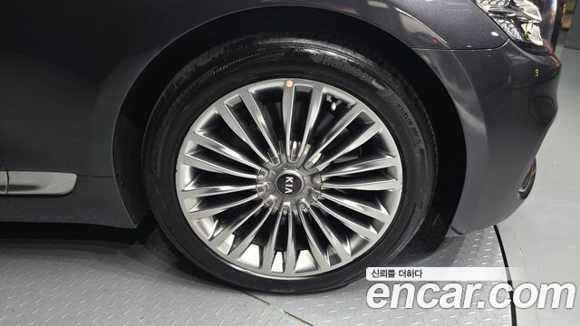 Kia K9 2020 — photo 7