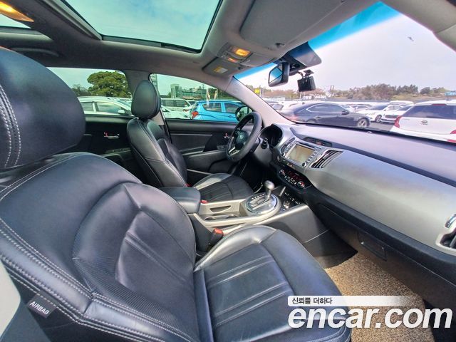 Kia Sportage 2016 — photo 8