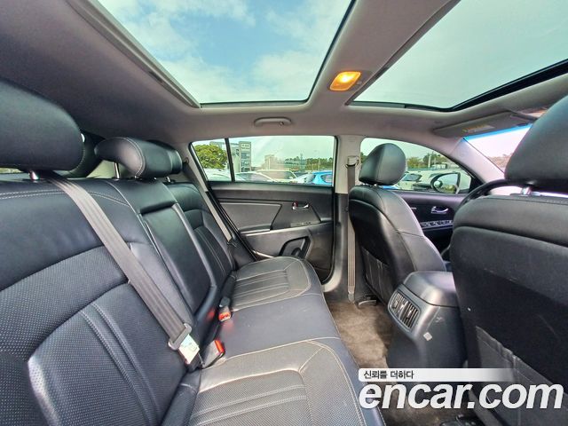 Kia Sportage 2016 — photo 9