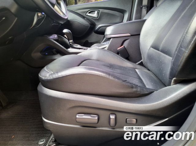 Hyundai Tucson 2015 — photo 9